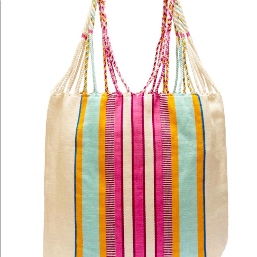 Mercado Global Apolonoa Handmade Beach Tote